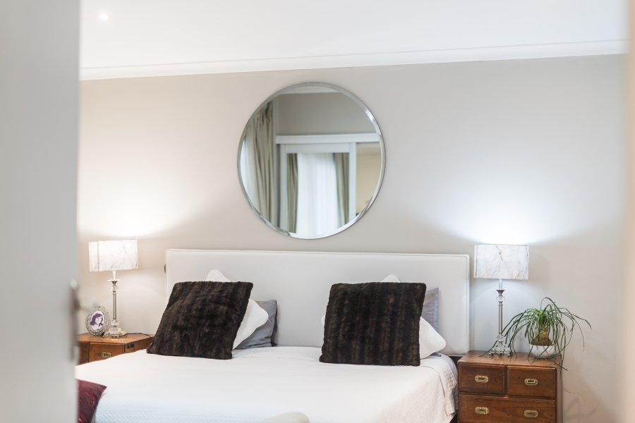 To Let 2 Bedroom Property for Rent in Green Point Western Cape